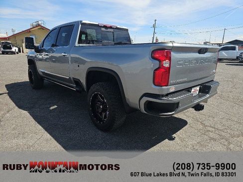 Used 2024 Chevrolet Silverado 3500 High Country w/ High Country Premium Package image 5