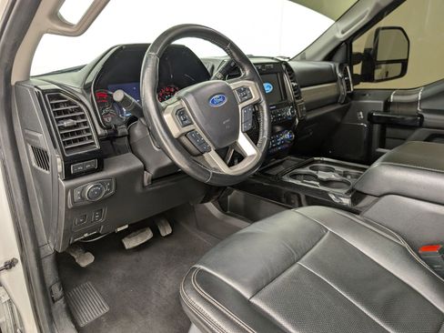 Used 2021 Ford F250 Lariat image 4