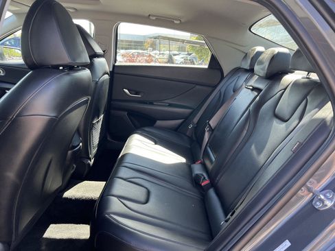 Certified 2026 Hyundai Elantra Limited FWD image 26