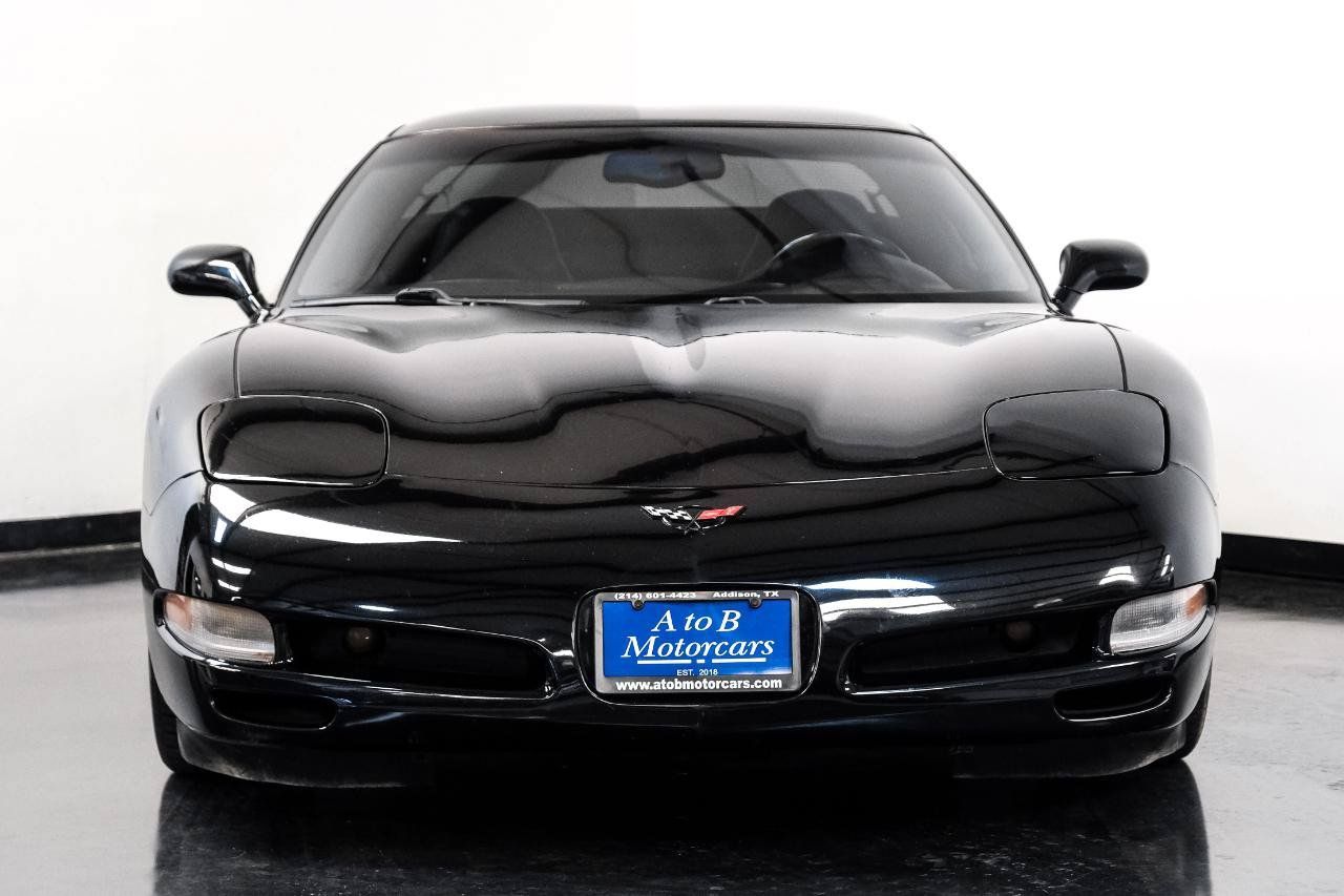 Used 2001 Chevrolet Corvette Coupe w/ Preferred Equipment Group2 RWD image 6