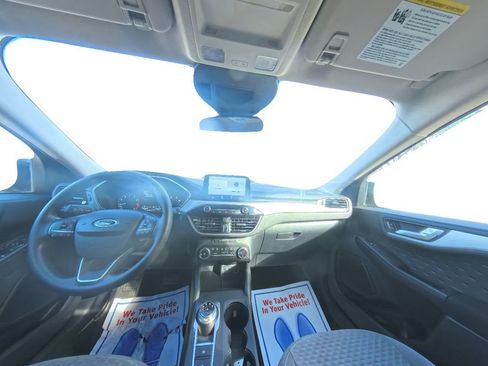 Used 2020 Ford Escape SE image 21