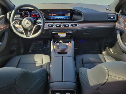 New 2026 Mercedes-Benz GLE 450 4MATIC Coupe image 11