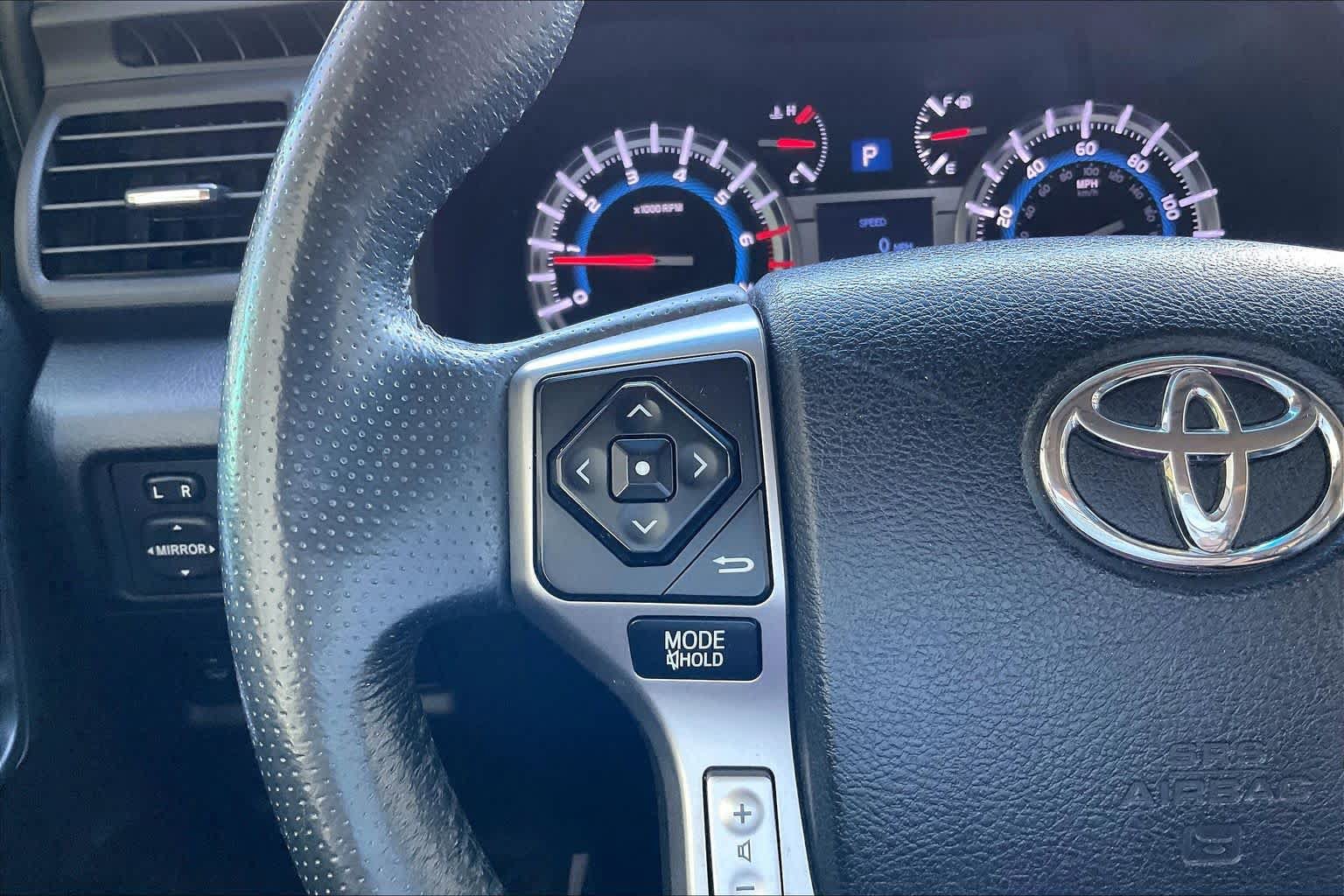Used 2019 Toyota 4Runner SR5 Premium AWD/4WD image 23