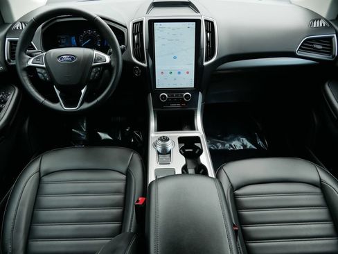 Certified 2024 Ford Edge SEL w/ Convenience Package AWD/4WD image 13