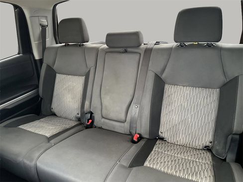 Used 2017 Toyota Tundra SR5 image 11