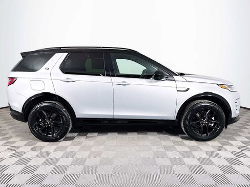 New 2026 Land Rover Discovery Sport Landmark image 4