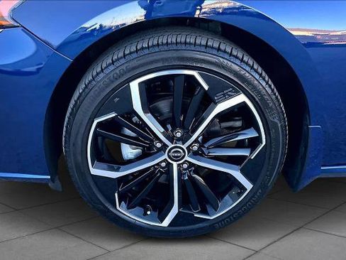 Certified 2024 Nissan Altima 2.5 SR image 10