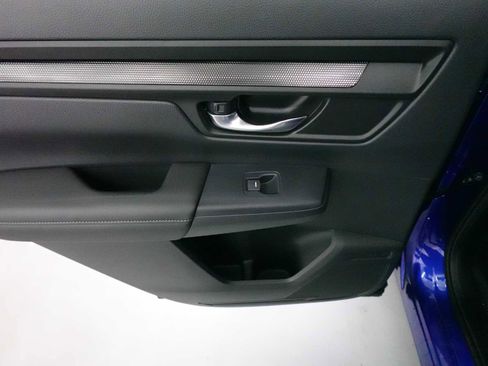 Certified 2025 Honda CR-V LX image 24