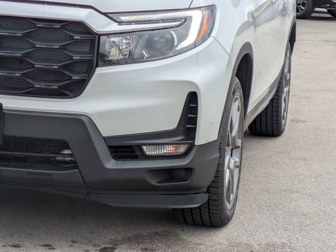 Certified 2023 Honda Passport EX-L image 10