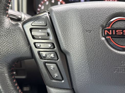 Used 2024 Nissan Titan PRO-4X AWD/4WD image 21