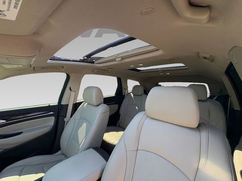 Used 2021 Buick Enclave Essence w/ Sound and Sites Package image 7