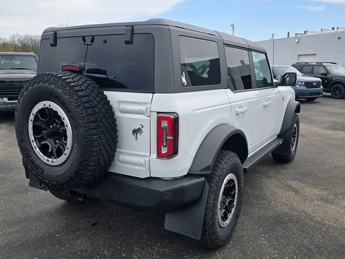 Certified 2022 Ford Bronco Outer Banks w/ Sasquatch Package AWD/4WD image 6