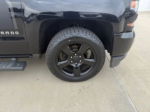 Used 2017 Chevrolet Silverado 1500 Custom w/ Rally 1 Edition image 25