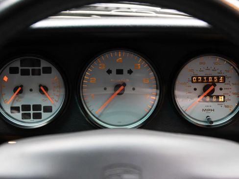 Used 1998 Porsche 911 Targa RWD image 65