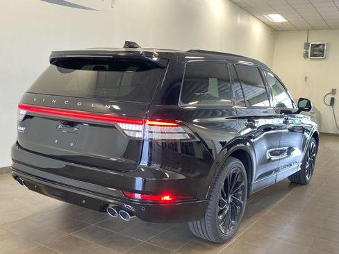 New 2026 Lincoln Aviator Reserve AWD/4WD image 7