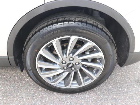 Used 2023 Lincoln Corsair Reserve w/ Equipment Group 201A FWD image 26