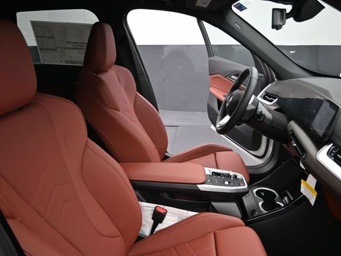 New 2026 BMW X1 xDrive28i w/ Convenience Package AWD/4WD image 21