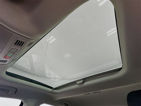 New 2025 Volkswagen Jetta SE image 19