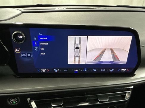 New 2026 Chevrolet Traverse LT w/ Driver Confidence Package image 19