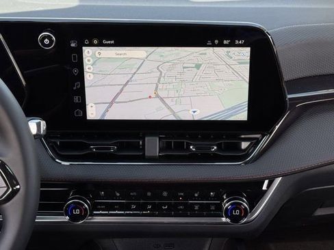 New 2026 Chevrolet Equinox RS w/ Convenience Package III FWD image 13