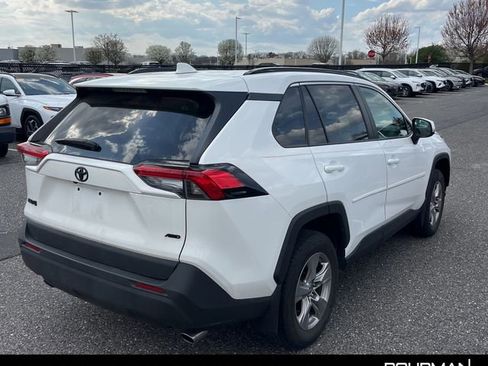 Used 2023 Toyota RAV4 XLE w/ Convenience Package image 5