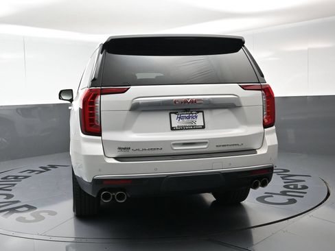 Used 2022 GMC Yukon XL Denali AWD/4WD image 8