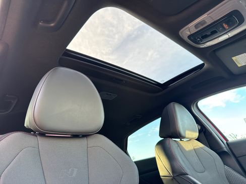 Used 2022 Hyundai Elantra N Line image 15