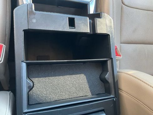 Used 2023 Ford Explorer Limited image 20