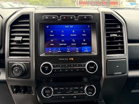 Used 2020 Ford Expedition XLT image 25