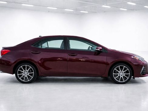 Used 2017 Toyota Corolla SE 50th Anniversary image 5