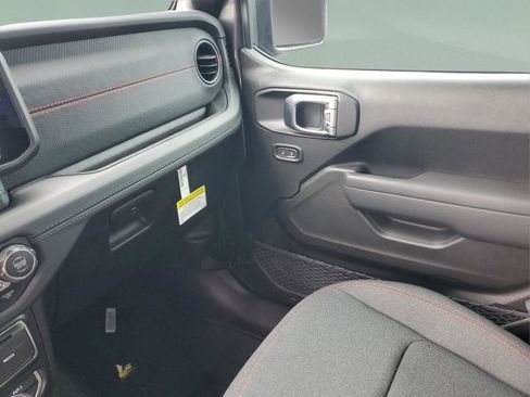 New 2026 Jeep Wrangler Rubicon image 17