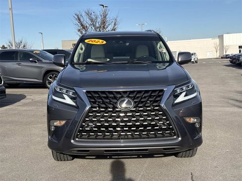 Used 2023 Lexus GX 460 Premium image 2
