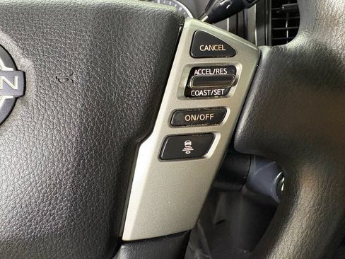 Used 2024 Nissan Titan SV AWD/4WD image 29