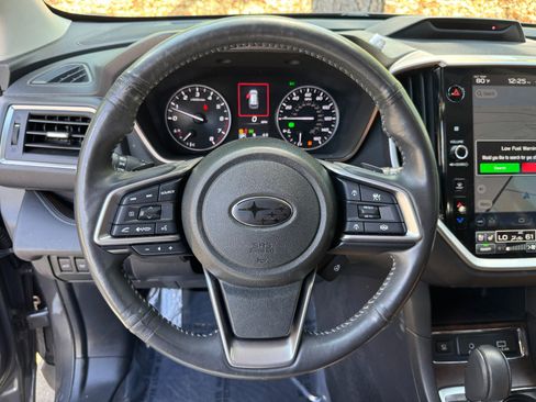 Used 2023 Subaru Ascent Touring AWD/4WD image 27