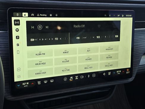 Used 2023 Rivian R1S Adventure image 26