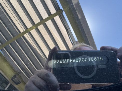 Used 2024 Volkswagen ID.4 S image 41