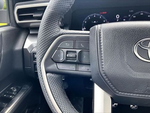 Used 2026 Toyota Tacoma TRD Sport w/ TRD Sport Upgrade Package AWD/4WD image 23