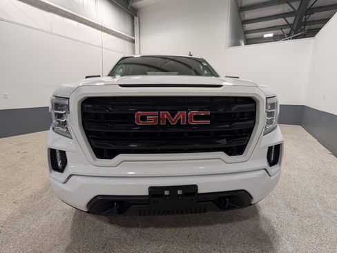 Used 2022 GMC Sierra 1500 Elevation image 11