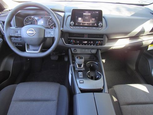 New 2026 Nissan Rogue SV image 9