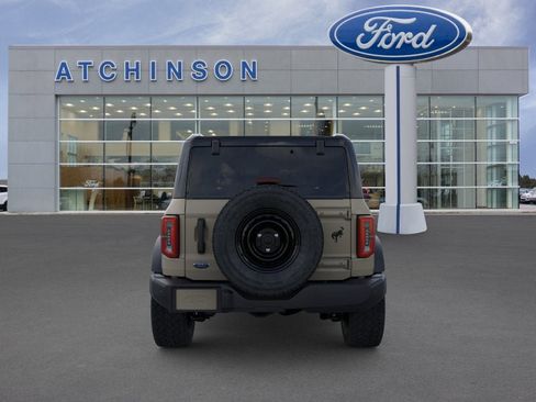 New 2026 Ford Bronco Outer Banks image 5