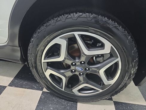 Used 2019 Subaru Crosstrek 2.0i Limited w/ Moonroof Package AWD/4WD image 6