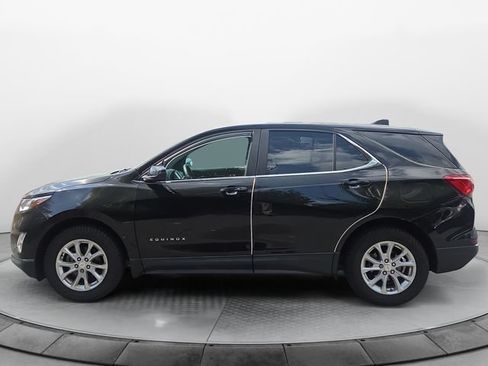 Used 2021 Chevrolet Equinox LT FWD image 2