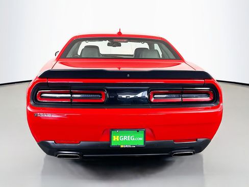 Used 2022 Dodge Challenger GT w/ Plus Package image 8