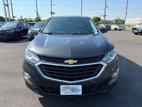 Certified 2021 Chevrolet Equinox LS w/ LS Convenience Package FWD image 2