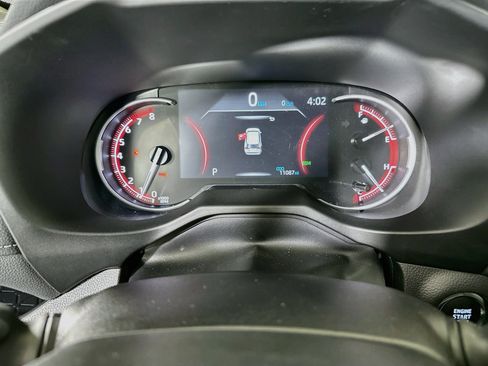 Certified 2025 Toyota RAV4 XLE w/ Convenience Package FWD image 19