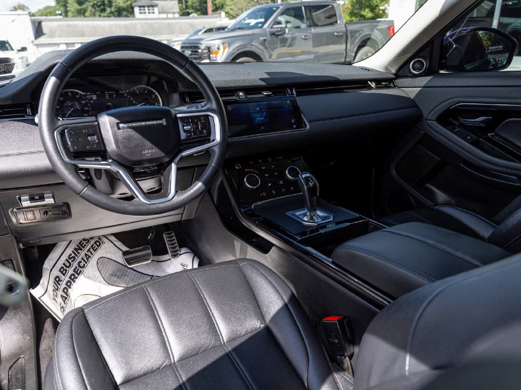 Used 2023 Land Rover Range Rover Evoque R-Dynamic SE AWD/4WD image 17