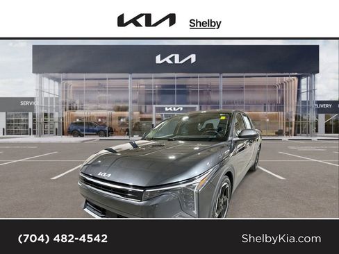 Used 2025 Kia K4 EX image 1