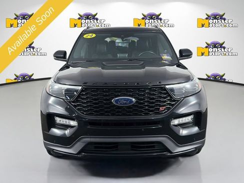 Used 2024 Ford Explorer ST w/ Technology Package AWD/4WD image 2