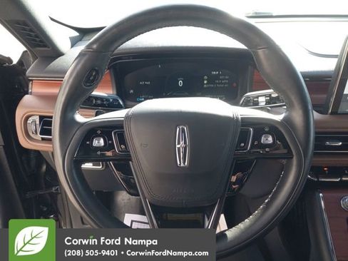 Used 2022 Lincoln Aviator Reserve w/ Equipment Group 201A image 14