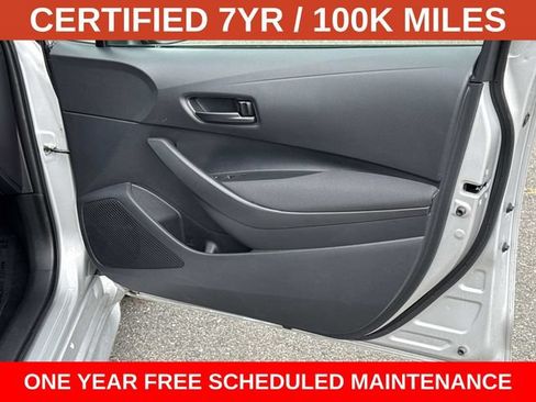 Used 2025 Toyota Corolla LE FWD image 8